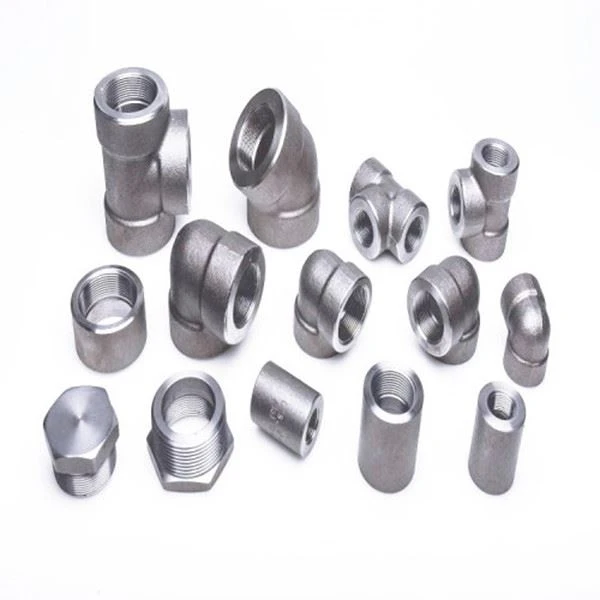 Stalen fitting met schroefdraad en socket weld
